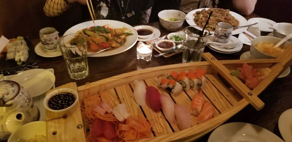 Jieyi Sushi | restaurant | 1178 N Milwaukee Ave, Chicago, IL 60642, USA | 7732925885 OR +1 773-292-5885