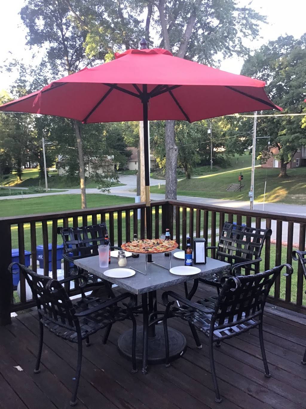 The Badgers Hideaway | night club | 306 Main St, Arrow Rock, MO 65320, USA | 6608373131 OR +1 660-837-3131