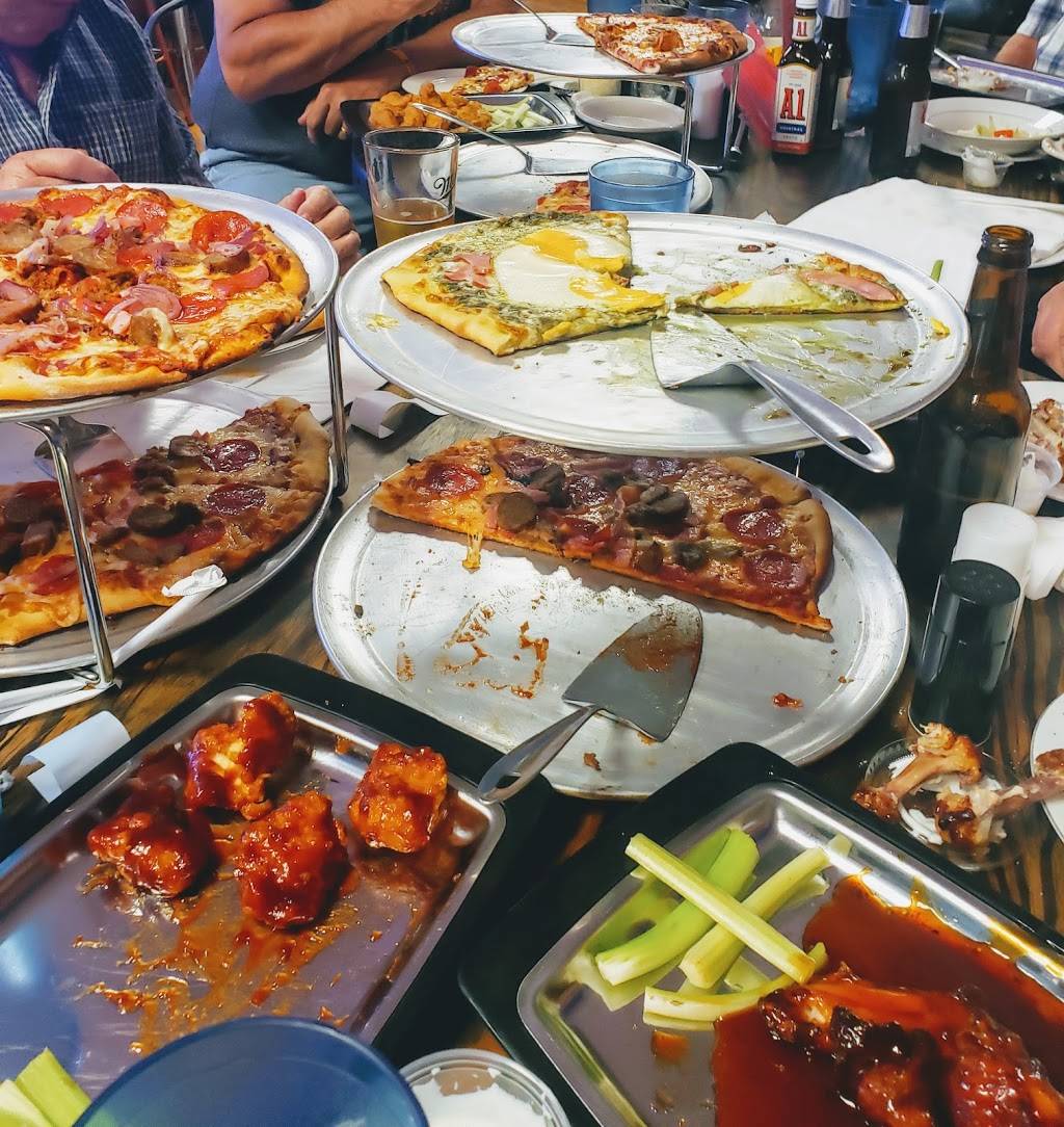 Olde Towne Tavern | restaurant | 108 N Main St, Tuscarawas, OH 44682, USA | 7402297221 OR +1 740-229-7221