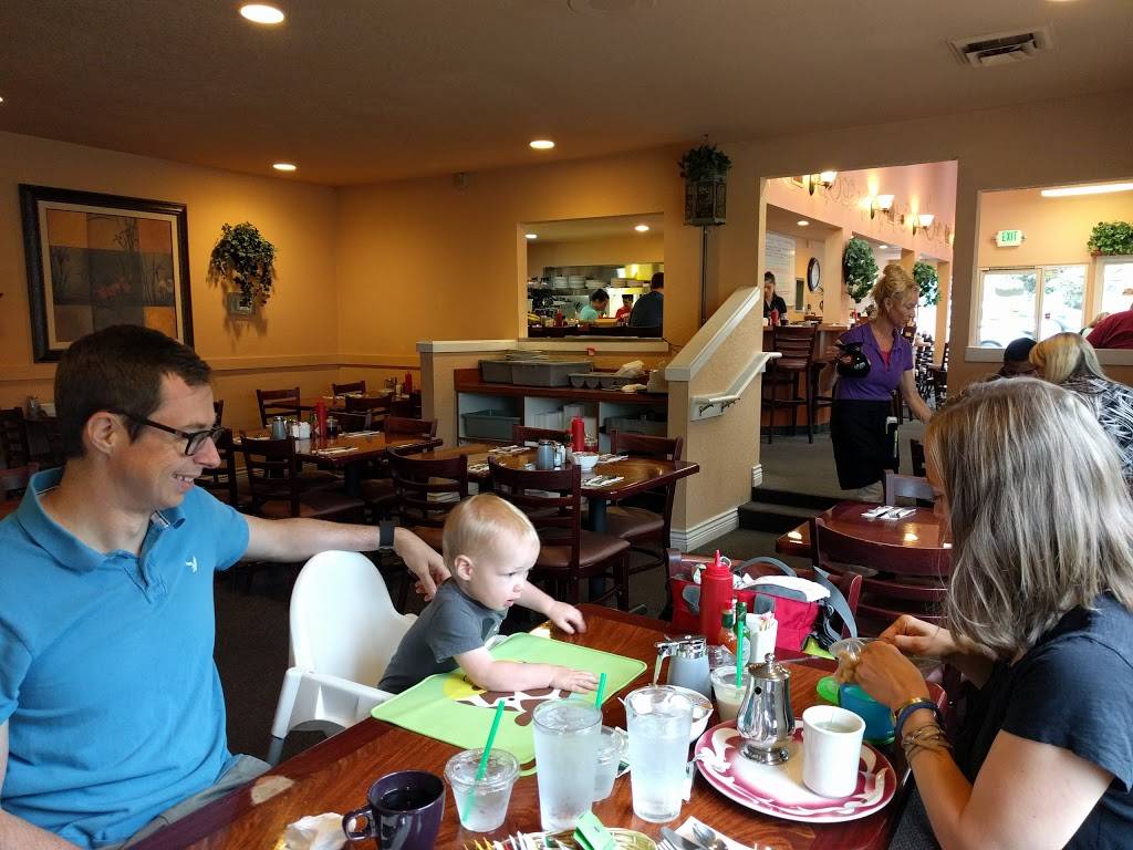 Pattys Eggnest Restaurant | restaurant | 8204 Mukilteo Speedway, Mukilteo, WA 98275, USA | 4257752535 OR +1 425-775-2535