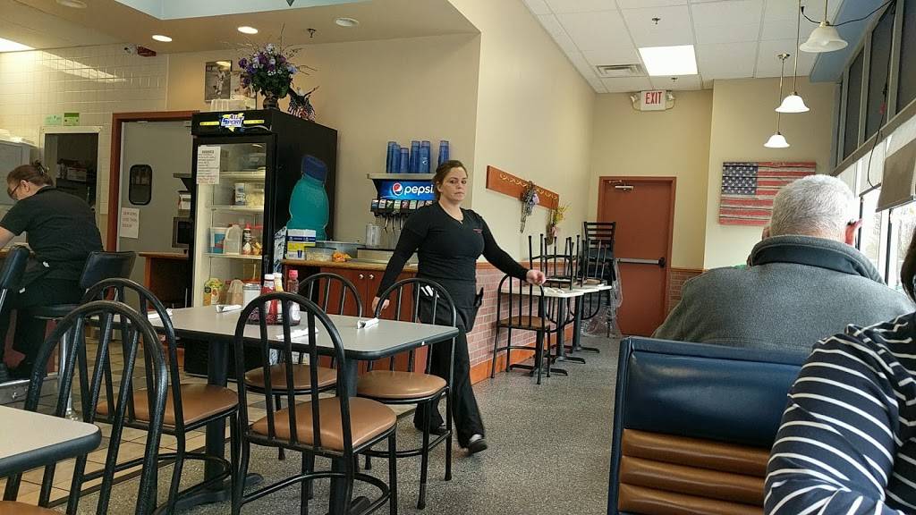 Front Street Diner | restaurant | 1400-1416 W Front St, Monroe, MI 48161, USA | 7343843034 OR +1 734-384-3034