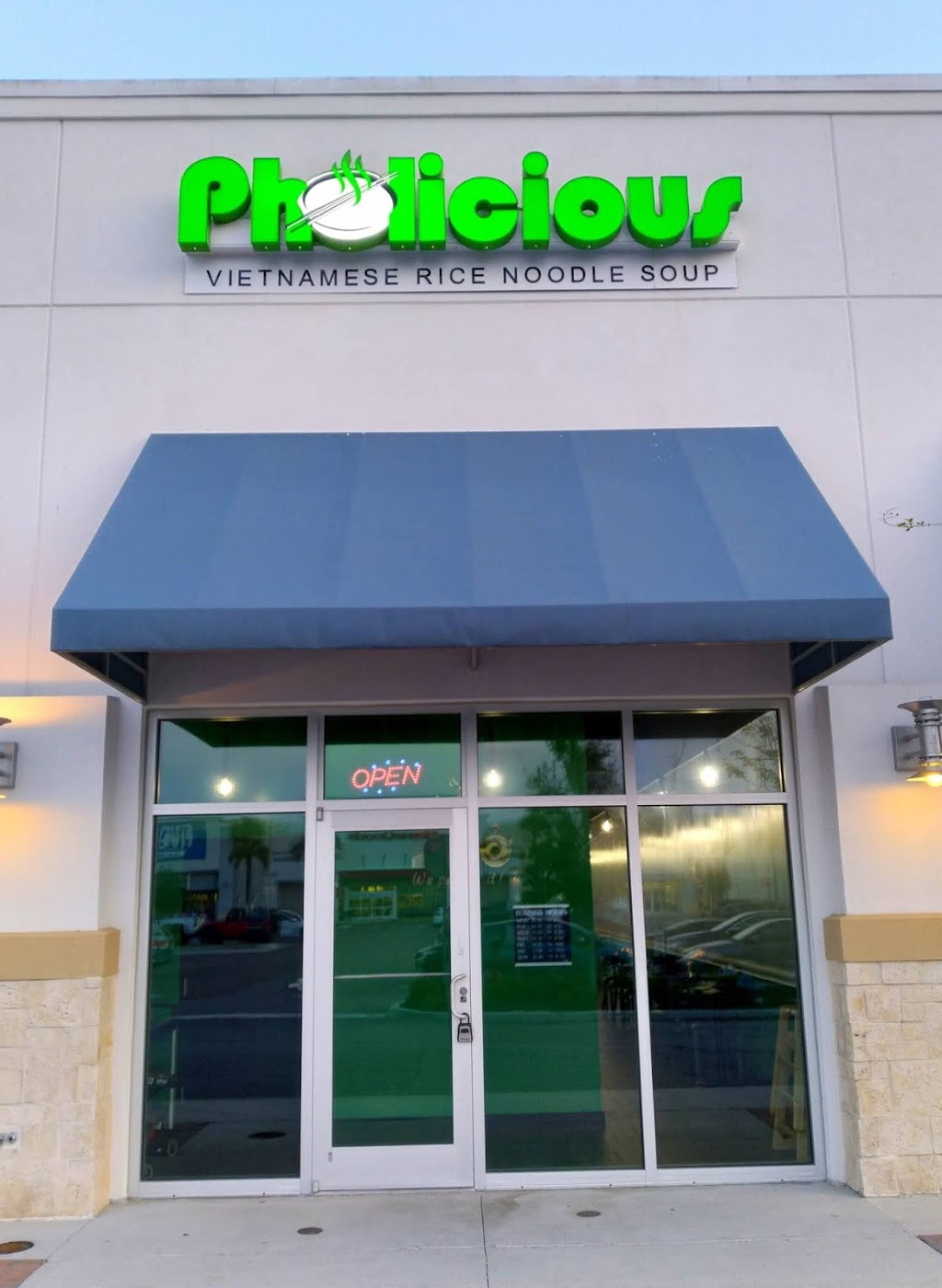 Pholicious | restaurant | 7839 113th St Suite D, Seminole, FL 33772, USA | 7273198855 OR +1 727-319-8855