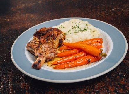 Broadway House Bistro | restaurant | 404 W Broadway St, Princeton, IN 47670, USA | 8126354303 OR +1 812-635-4303