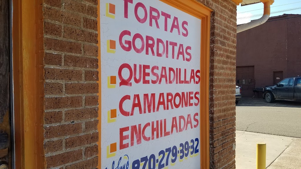 Marys Antojitos Mexicanos | restaurant | 121 W Stillwell Ave, De Queen, AR 71832, USA | 8702793932 OR +1 870-279-3932