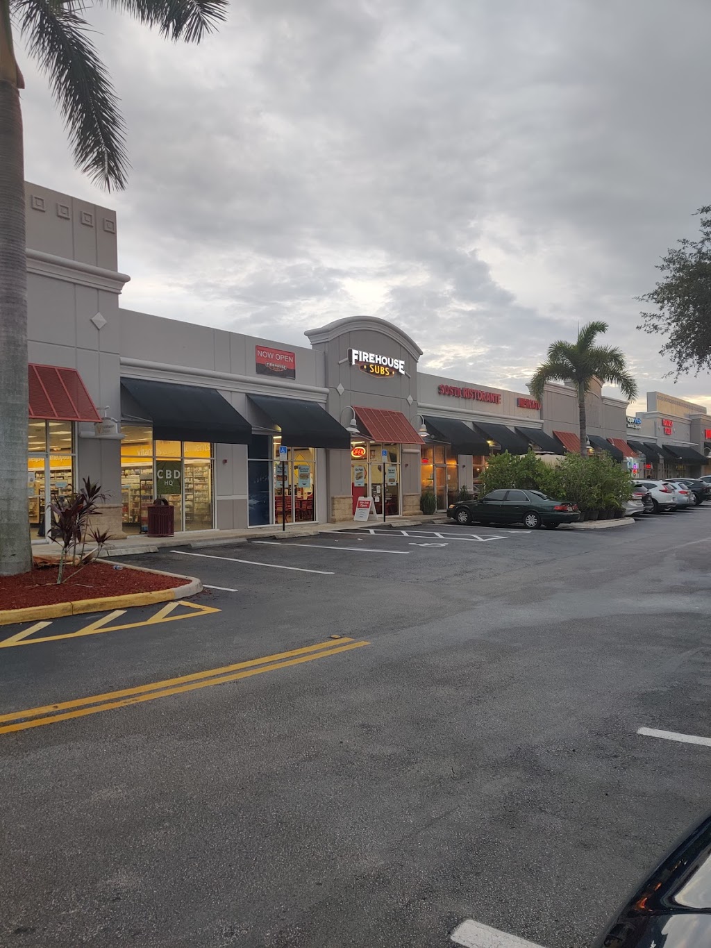 Firehouse Subs | restaurant | 10800 Pines Blvd Ste. 3, Pembroke Pines, FL 33026, USA | 9543748290 OR +1 954-374-8290