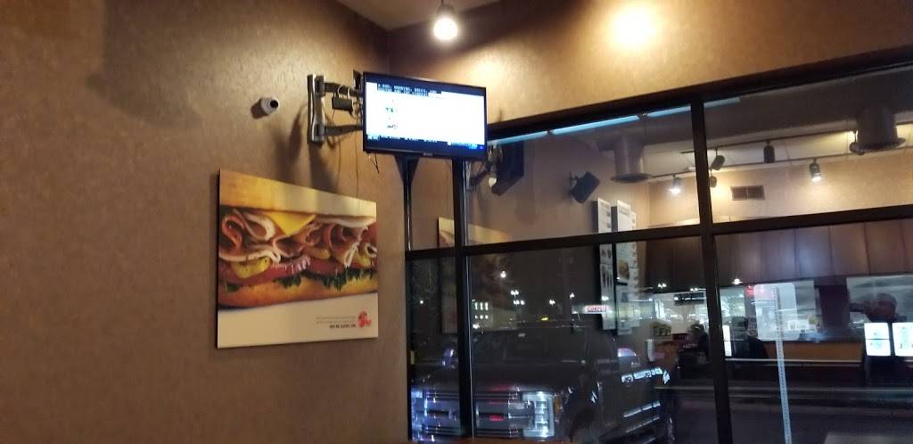 Penn Station East Coast Subs | meal takeaway | 3401 Bardstown Rd, Louisville, KY 40218, USA | 5024582625 OR +1 502-458-2625