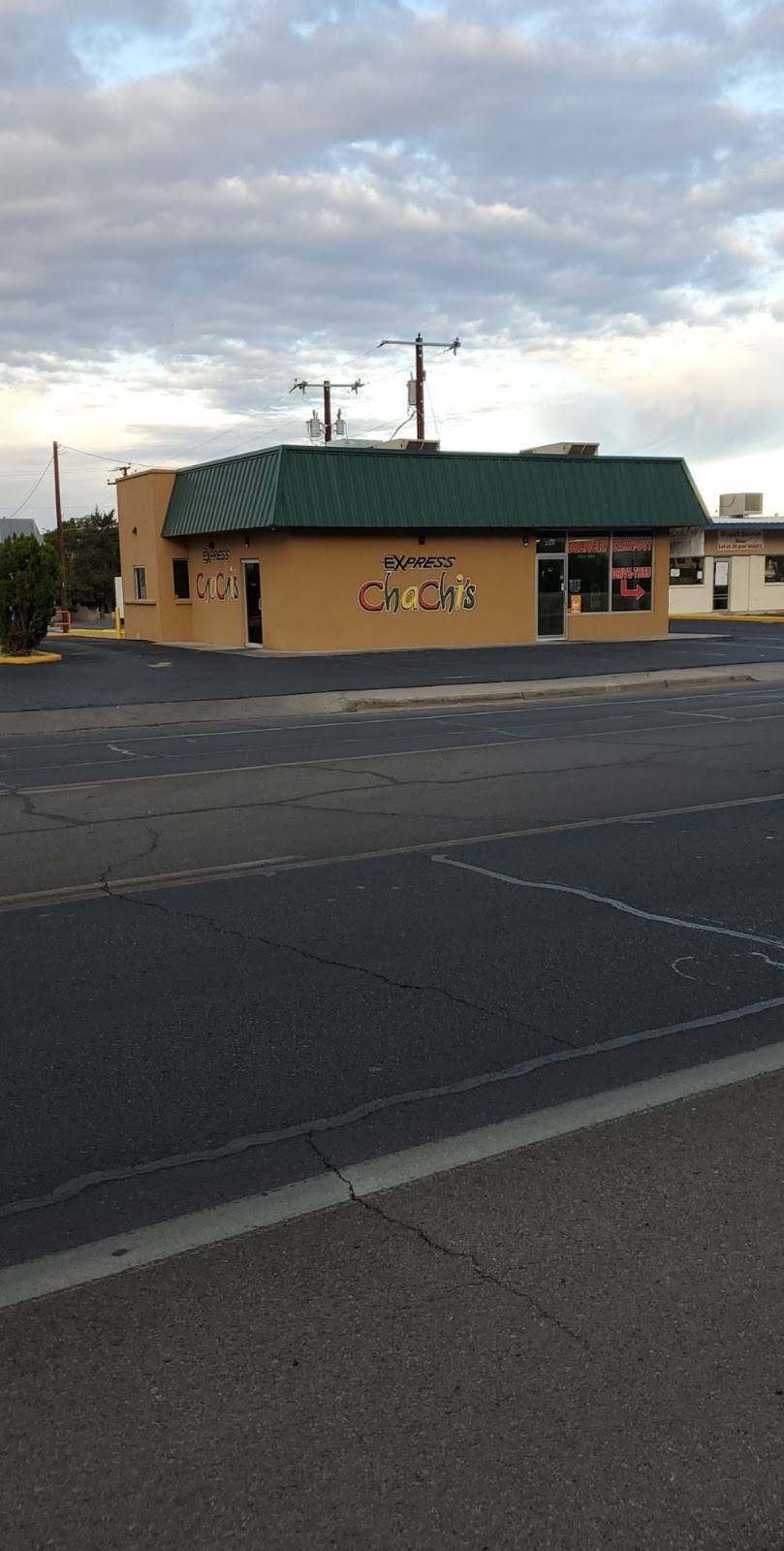 ChaChiss Express | restaurant | 2320 S Locust St, Las Cruces, NM 88001, USA | 5755227322 OR +1 575-522-7322