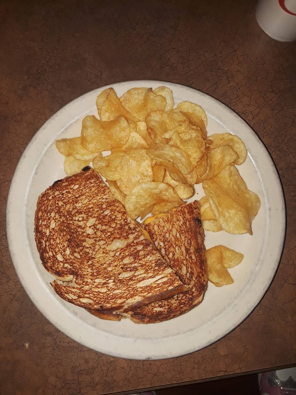 Pizza Grocery | cafe | 800 Cruise St, Corinth, MS 38834, USA | 6622873200 OR +1 662-287-3200