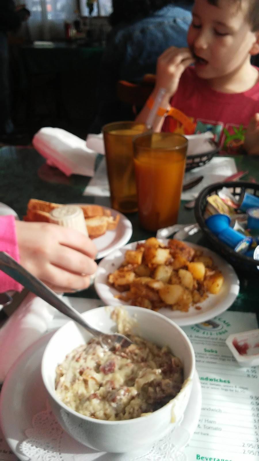 Breakfast Cafe | restaurant | 12736 Ocean Gateway, Ocean City, MD 21842, USA | 4102131804 OR +1 410-213-1804