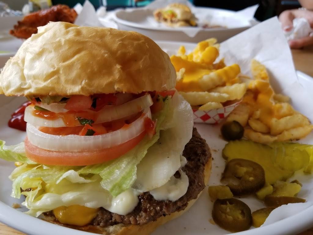 Burger Tex | restaurant | 5610 Gessner Rd, Houston, TX 77041, USA | 7138950991 OR +1 713-895-0991