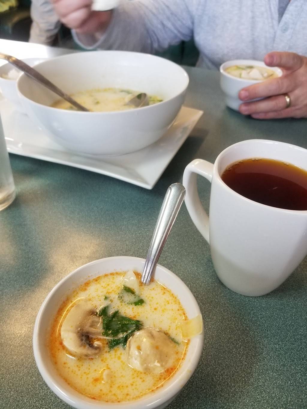 Chalerm Thai Restaurant | restaurant | 2715 Row River Rd, Cottage Grove, OR 97424, USA | 5419428851 OR +1 541-942-8851