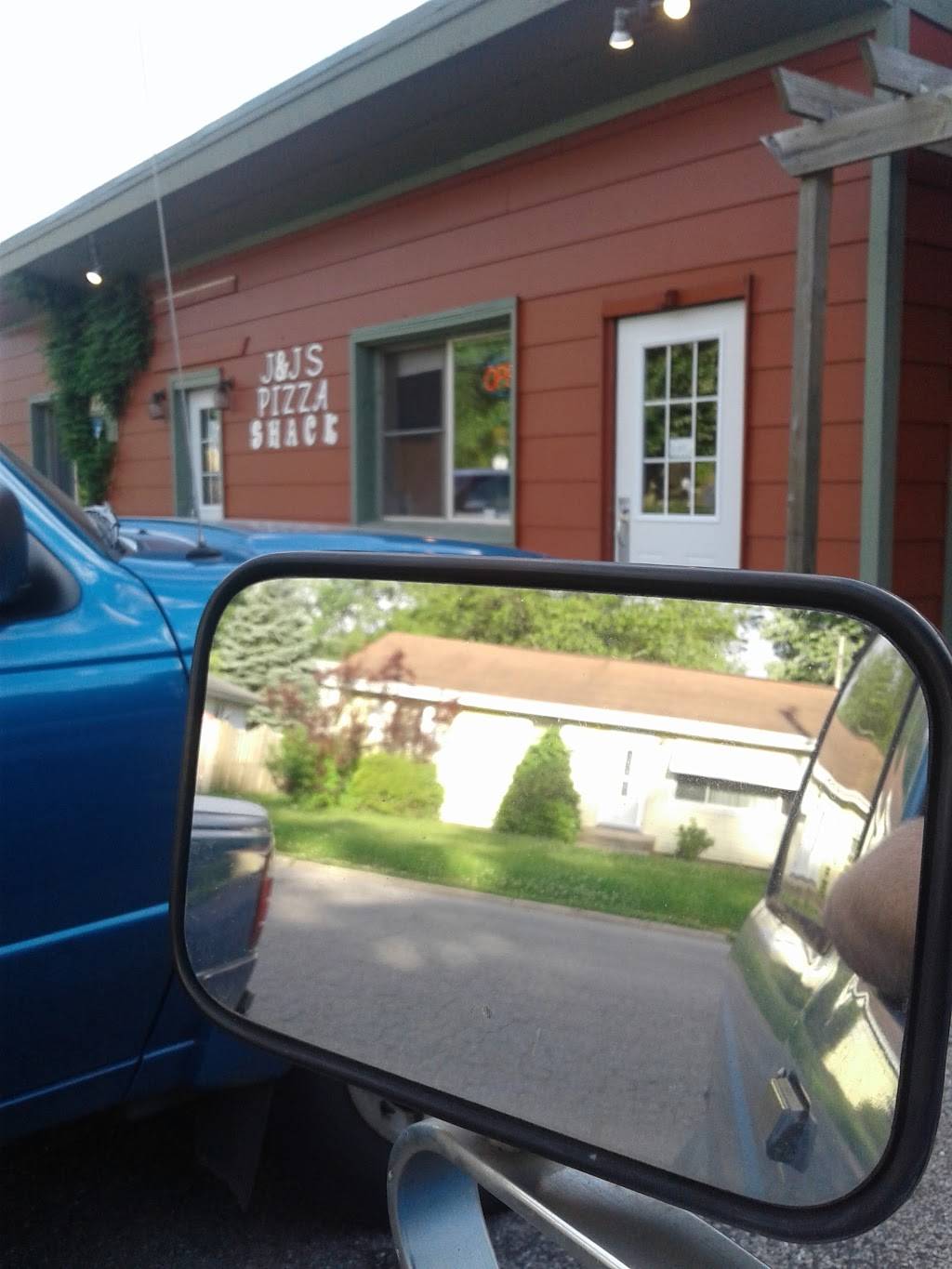 J&J′s Pizza Shack | restaurant | 1508 I St, La Porte, IN 46350, USA | 2193624290 OR +1 219-362-4290