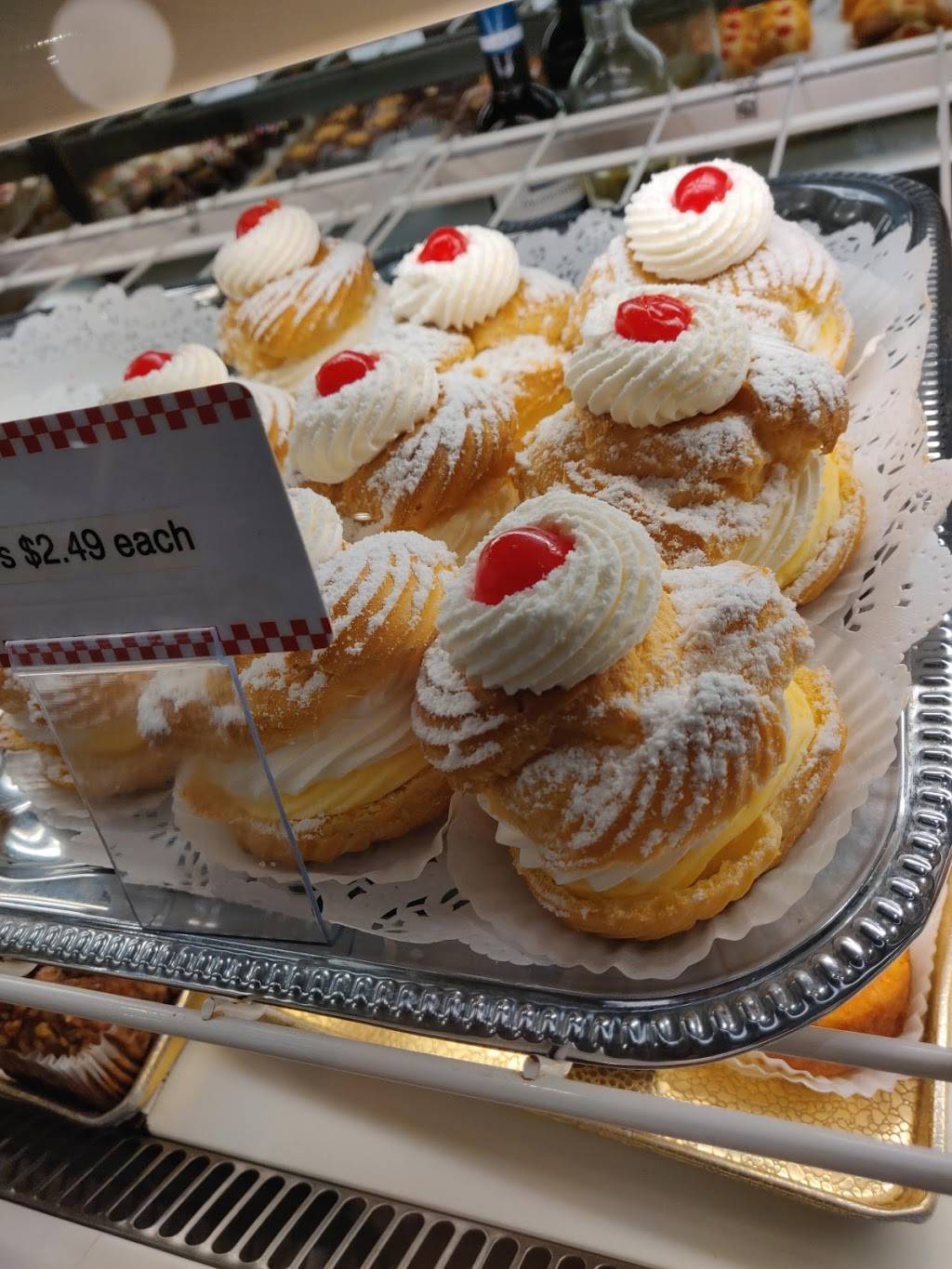 The Original Giulianos Delicatessen in Gardena | bakery | 1138 W Gardena Blvd, Gardena, CA 90247, USA | 3103236990 OR +1 310-323-6990