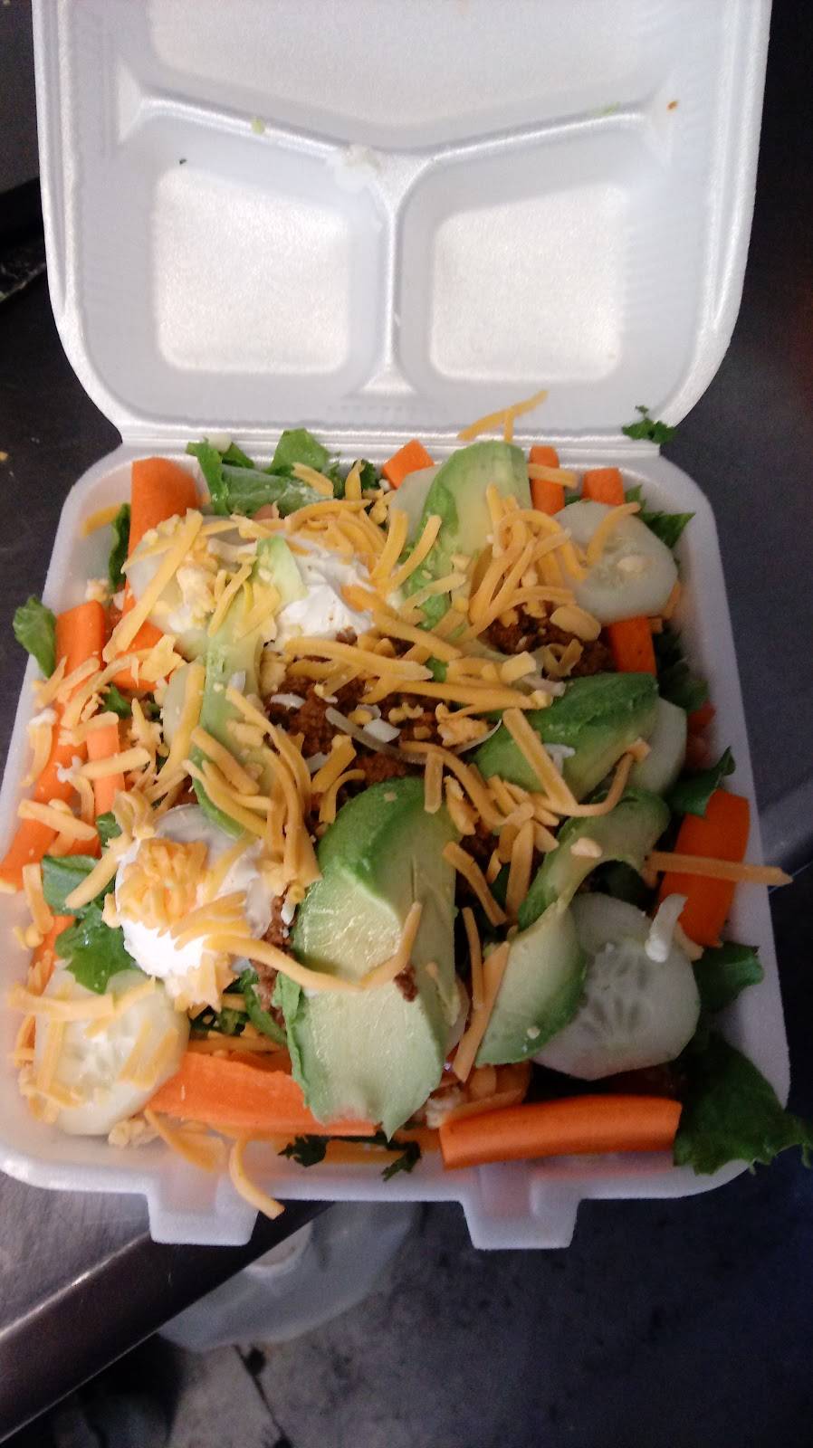 Lindas Taco Hut | restaurant | 13427 TX-36, Needville, TX 77461, USA | 9799000125 OR +1 979-900-0125