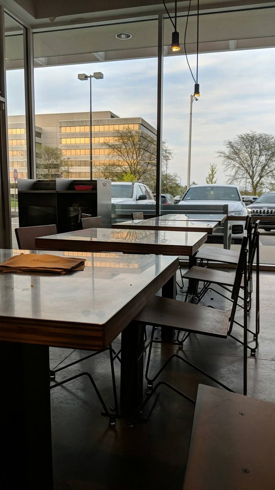 Chipotle Mexican Grill | restaurant | 786 Skokie Blvd, Northbrook, IL 60062, USA | 8475599902 OR +1 847-559-9902