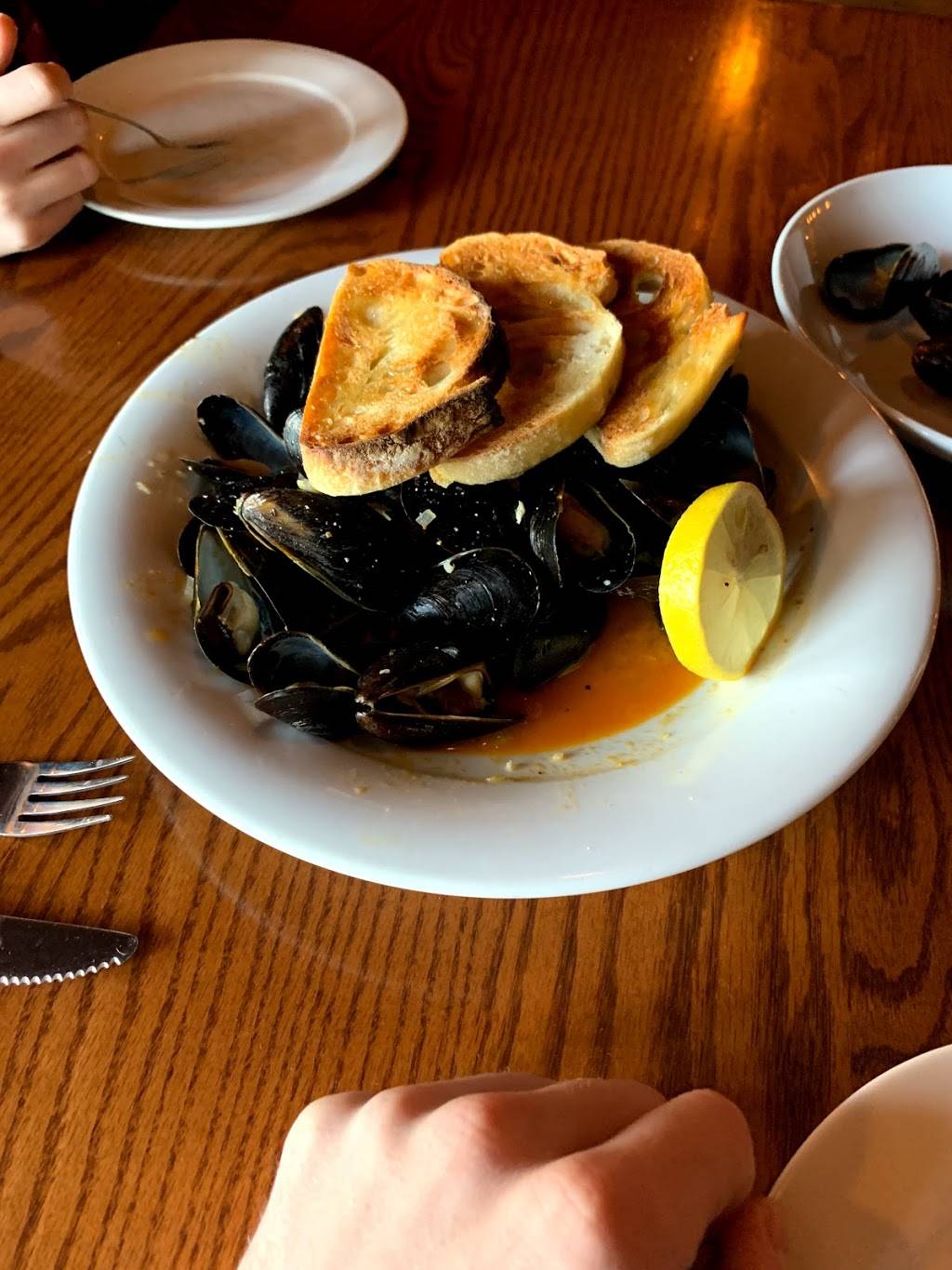 Sono Wood Fired | restaurant | 1582 N Clybourn Ave, Chicago, IL 60642, USA | 3122551122 OR +1 312-255-1122