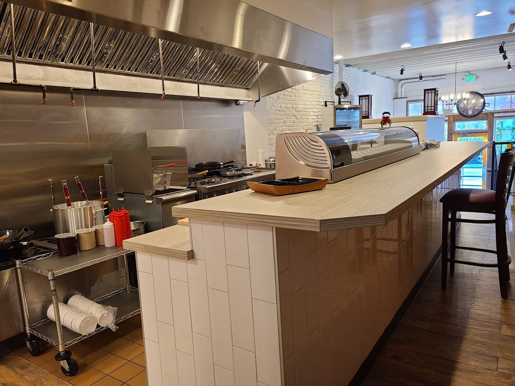 Avenue Sushi | restaurant | 3133 Eastern Ave, Baltimore, MD 21224, USA | 6672604118 OR +1 667-260-4118