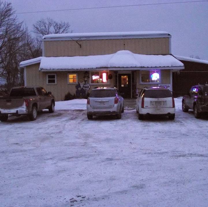 Lisas @ Lakeside | restaurant | 1408 County Rd Y, Hatley, WI 54440, USA | 7154463730 OR +1 715-446-3730