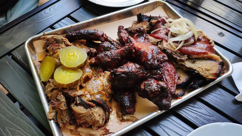 Greenwood Smokehouse BBQ | restaurant | 673 Danforth Ave, Toronto, ON M4J 1L3, Canada | 4164692270 OR +1 416-469-2270