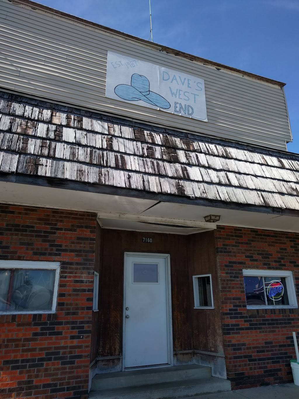 Daves West End | restaurant | 7160 IL-15, St Libory, IL 62282, USA | 6187684280 OR +1 618-768-4280