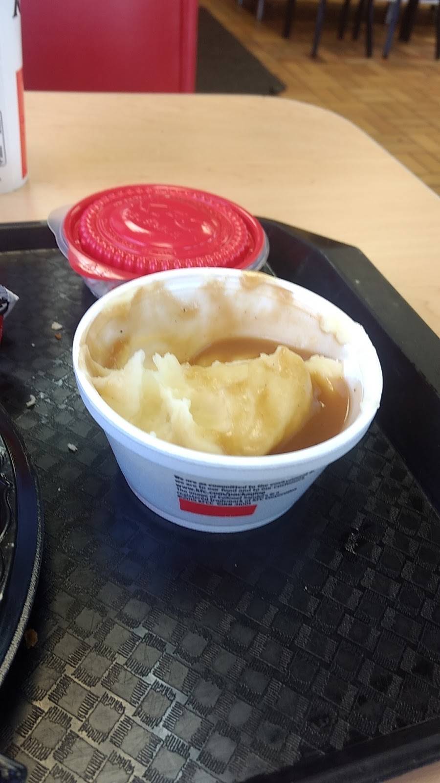 KFC | restaurant | 123 W Presley Blvd, McComb, MS 39648, USA | 6016846841 OR +1 601-684-6841