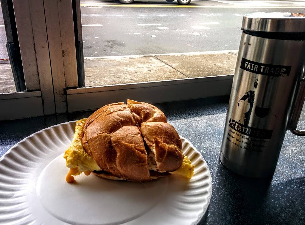 New Roma Pizza | restaurant | 116 Delancey St, New York, NY 10002, USA | 2125337900 OR +1 212-533-7900