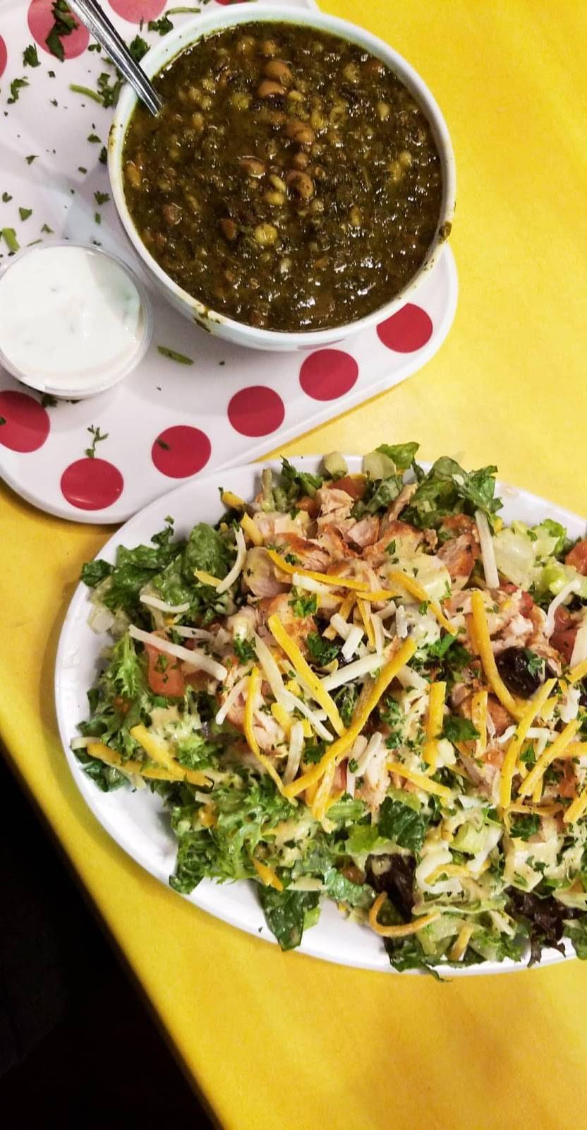 Shiraz Mediterranean Grill | restaurant | 2226 Holiday Manor Center #1, Louisville, KY 40222, USA | 5024269954 OR +1 502-426-9954