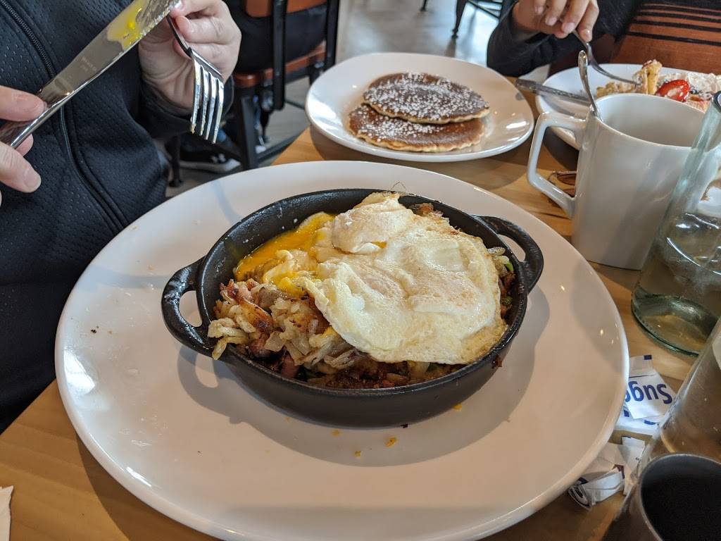 Avgo Breakfast and Lunch | restaurant | 9321 Wicker Ave, St John, IN 46373, USA | 2195580169 OR +1 219-558-0169