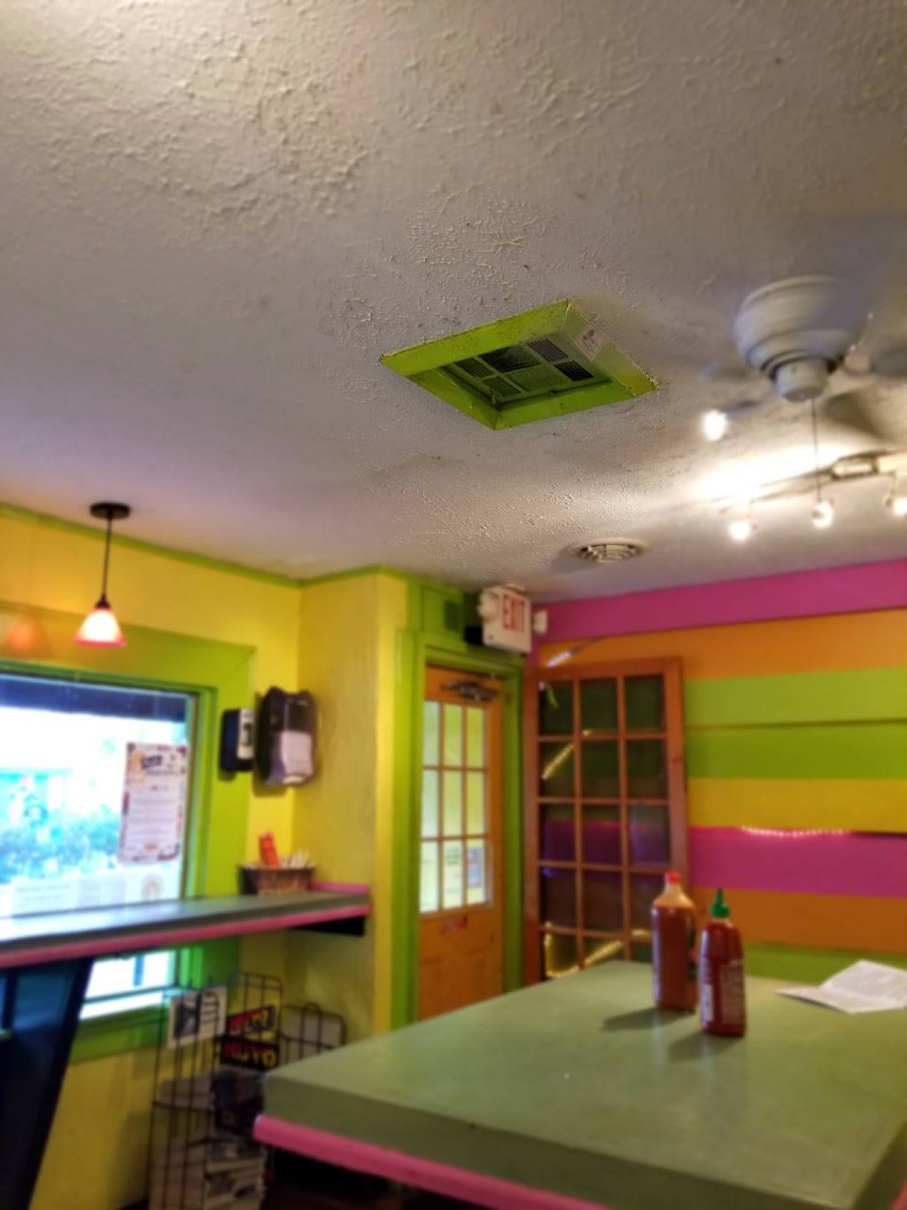 La Chinita Poblana | restaurant | 927 E Westfield Blvd, Indianapolis, IN 46220, USA | 3177228108 OR +1 317-722-8108