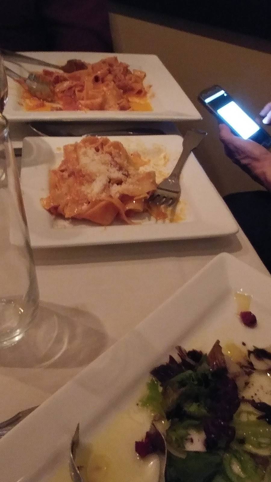 Mikes Ristorante | restaurant | 50 Main St, Norwalk, CT 06851, USA | 2038383256 OR +1 203-838-3256