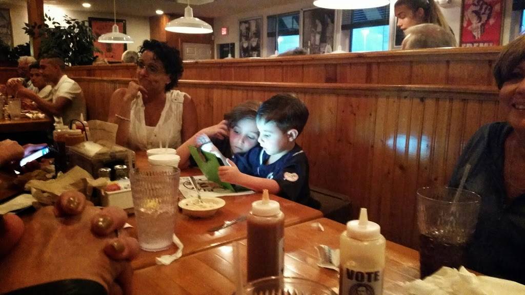 Park Avenue BBQ Grille | restaurant | 4796 N Congress Ave, Boynton Beach, FL 33426, USA | 5613577427 OR +1 561-357-7427