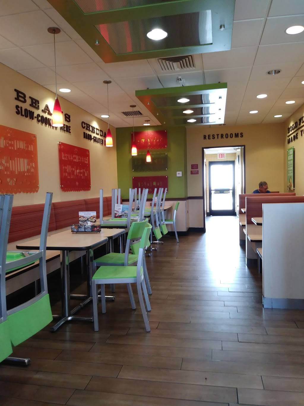 Del Taco | meal takeaway | 1270 W Valley Pkwy, Escondido, CA 92029, USA | 7604896947 OR +1 760-489-6947