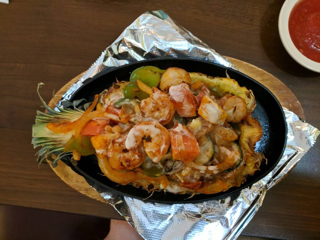 Casa Nayarit Mexican Grill | restaurant | 2930 South Park Rd, Bethel Park, PA 15102, USA | 4128331005 OR +1 412-833-1005