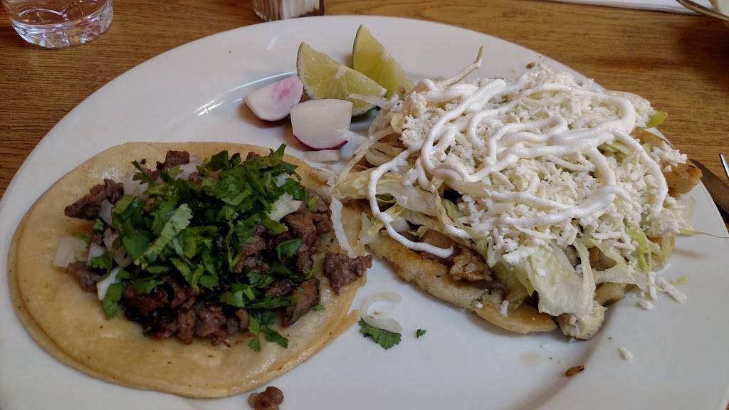 Cholula Tacos & Deli | restaurant | 223 Old York Rd, Warminster, PA 18974, USA | 2154418574 OR +1 215-441-8574