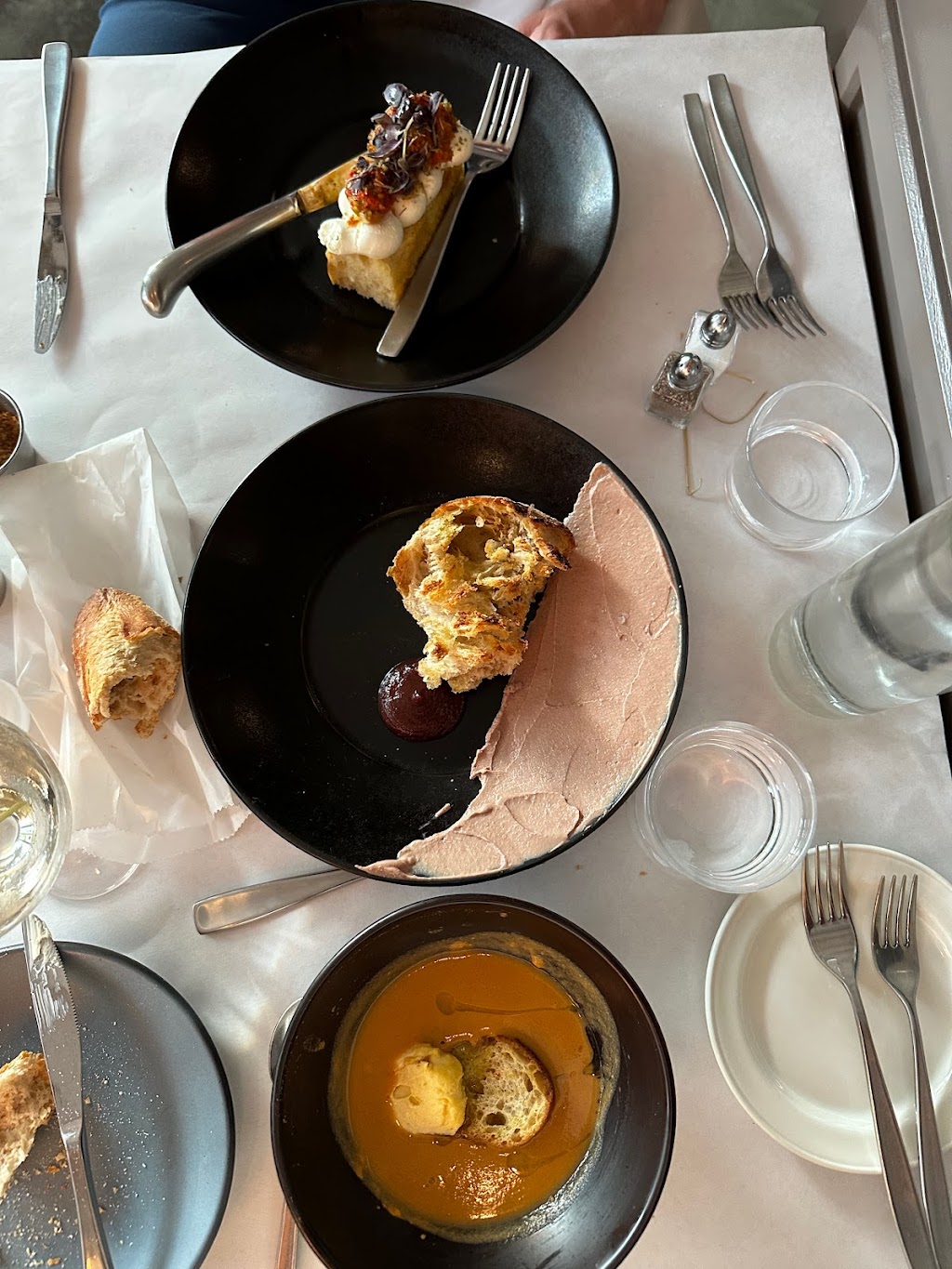 LeTour | restaurant | 625 Davis St, Evanston, IL 60201, USA | 2249997085 OR +1 224-999-7085