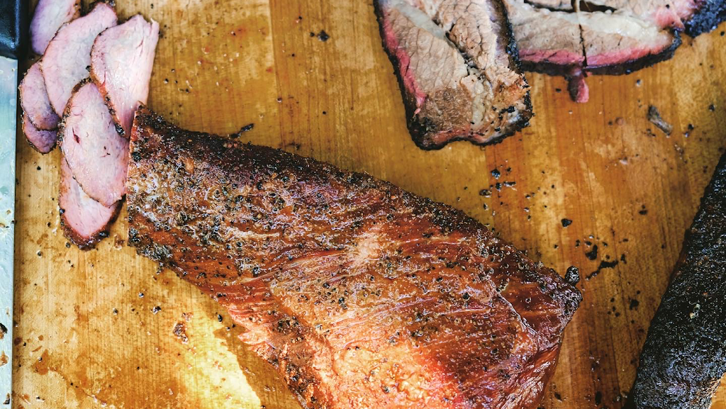 Cuckoos Nest BBQ | restaurant | 2600 Ladybird Dr, Calabasas, CA 91302, USA | 3105692726 OR +1 310-569-2726