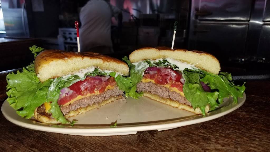 Sportsmans Grille & Billiards | restaurant | 2315 W Franklin St, Evansville, IN 47712, USA | 8124220801 OR +1 812-422-0801