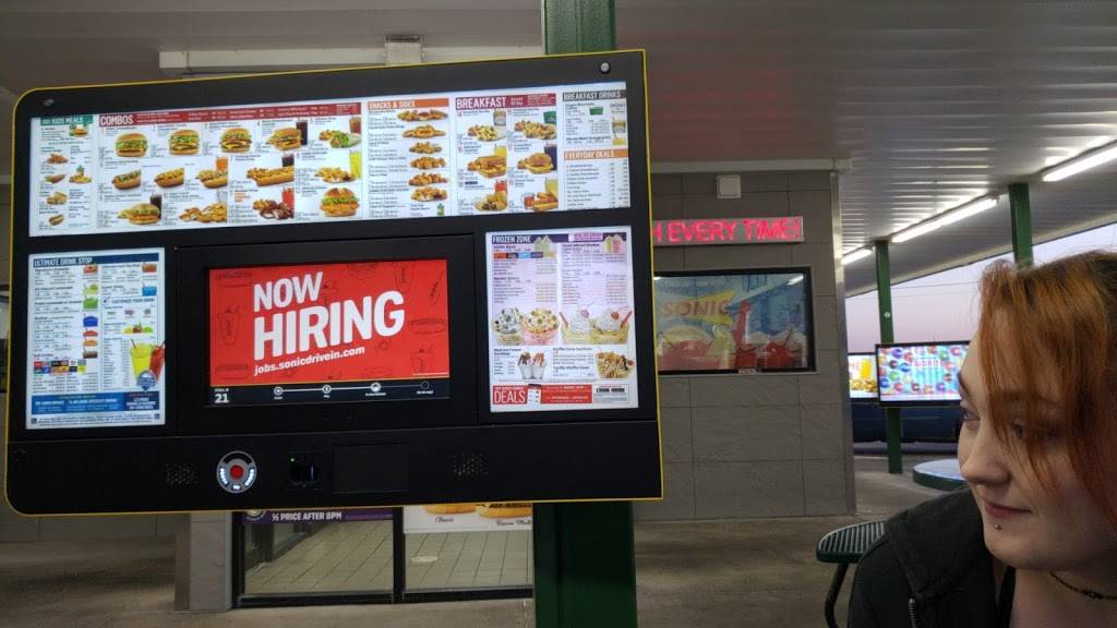 Sonic Drive-In | restaurant | 222 N Wapello St., Ottumwa, IA 52501, USA | 6416846863 OR +1 641-684-6863
