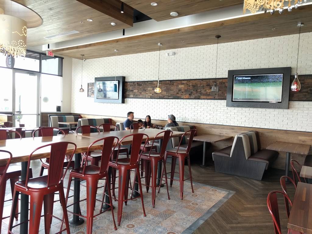 Luna Grill - Oxnard | restaurant | 691 Collection Blvd #1100, Oxnard, CA 93036, USA | 8052781115 OR +1 805-278-1115