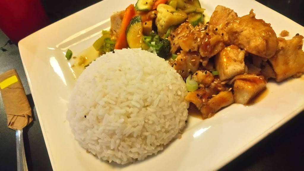 Yummy Yum Sushi | restaurant | Parcelas, 22710 Rosarito, B.C., Mexico | 016616139662 OR +52 661 613 9662