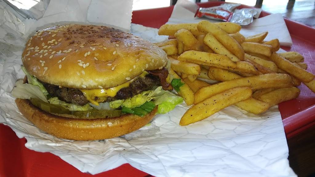 Harvey Bs | restaurant | 4506 Columbia Ave #100, Dallas, TX 75226, USA | 4693340980 OR +1 469-334-0980