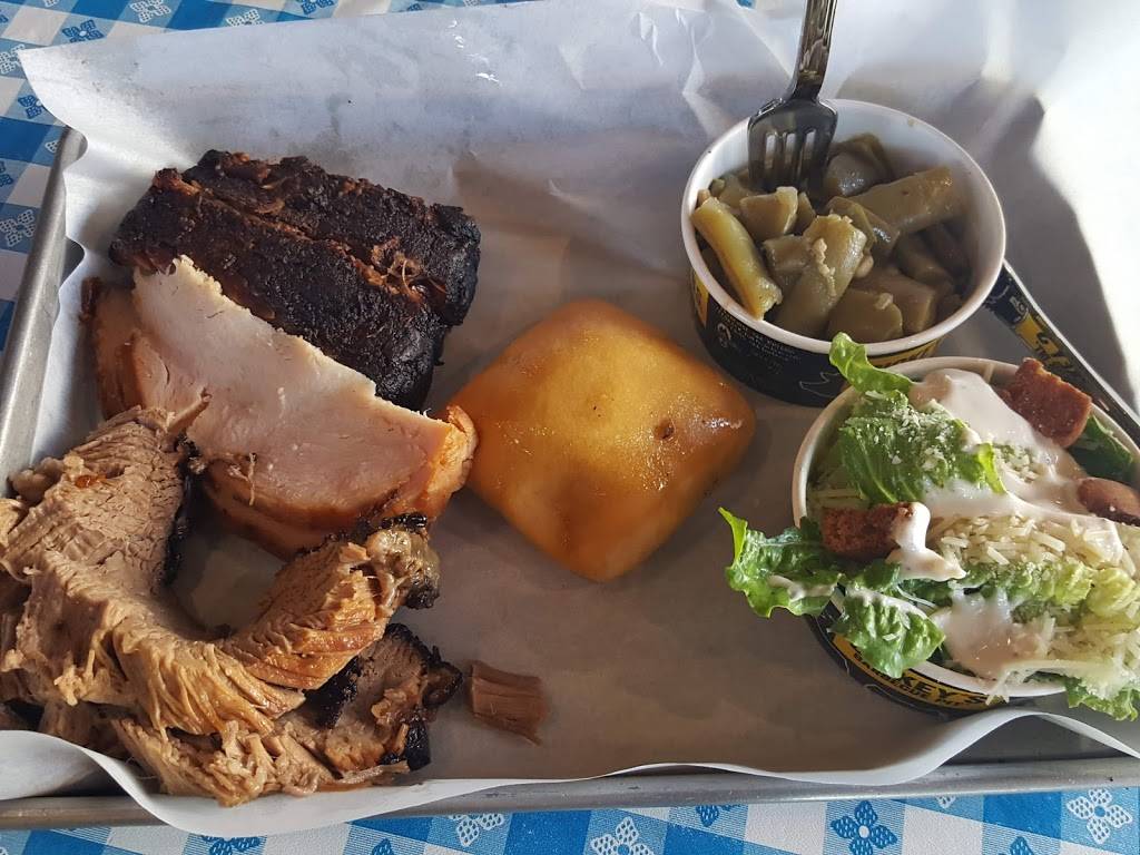 Dickeys Barbecue Pit | restaurant | 9368 Narcoossee Rd Ste 101, Orlando, FL 32827, USA | 4074018285 OR +1 407-401-8285