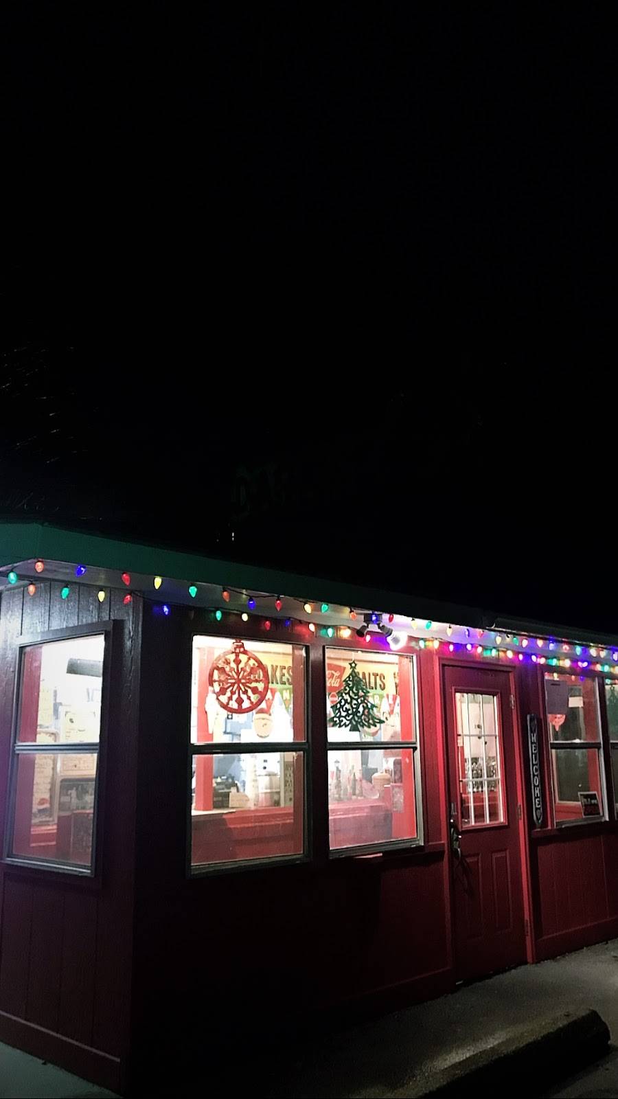 Mc Kays Dari Creme | restaurant | 200 S 4th St, Jasper, MO 64755, USA | 4173942954 OR +1 417-394-2954