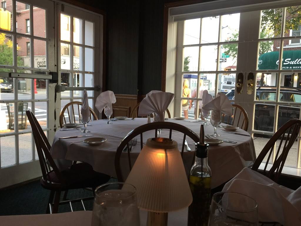 Chadwicks | restaurant | 8822 3rd Ave, Brooklyn, NY 11209, USA | 7188339855 OR +1 718-833-9855