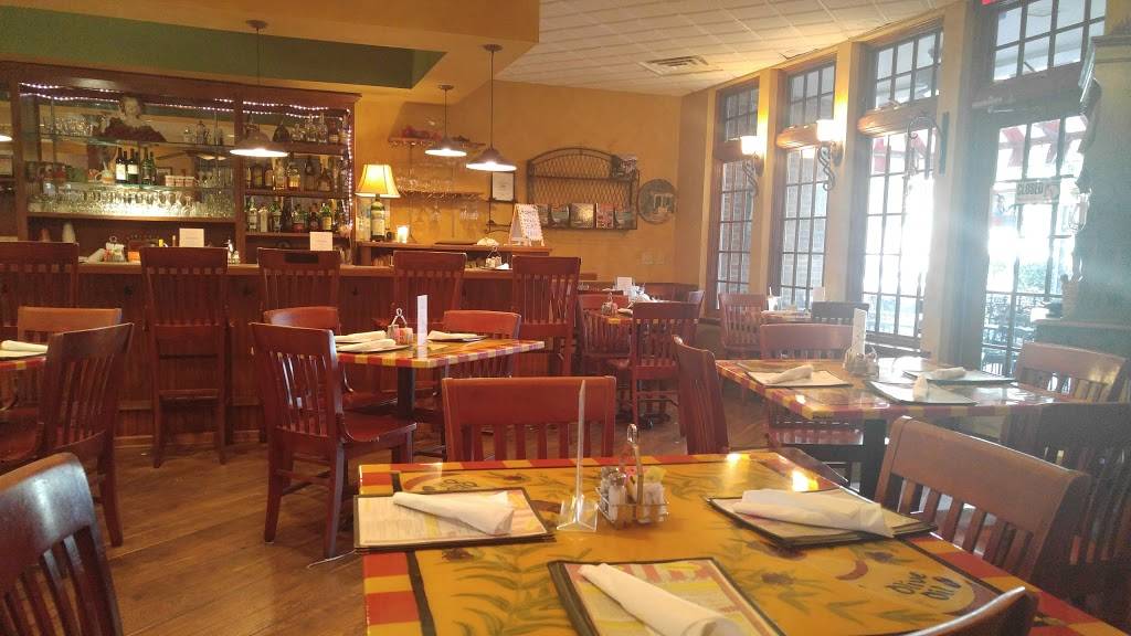 Square Market & Cafe | cafe | 36 Public Square, Columbia, TN 38401, USA | 9318403636 OR +1 931-840-3636