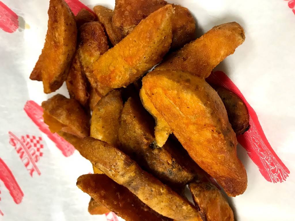 Yums Restaurant | restaurant | 3283 Austin Peay Hwy, Memphis, TN 38128, USA | 9013887400 OR +1 901-388-7400