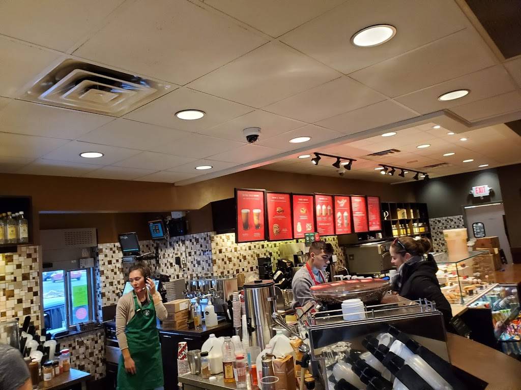 Starbucks | cafe | 2883 S Oneida St, Ashwaubenon, WI 54304, USA | 9204994532 OR +1 920-499-4532