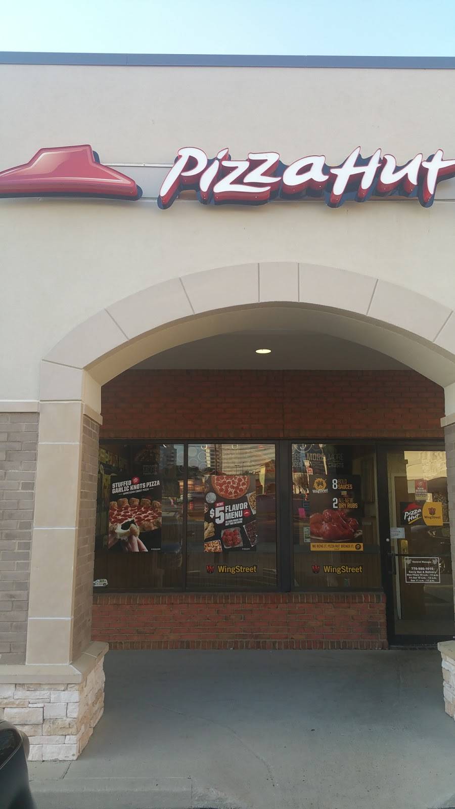 Pizza Hut | meal takeaway | 2980 Cobb Pkwy Ste 140, Atlanta, GA 30339, USA | 7709801010 OR +1 770-980-1010