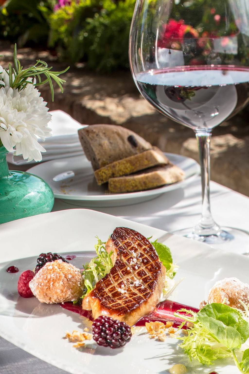 The Stonehouse Restaurant | restaurant | 900 San Ysidro Ln, Montecito, CA 93108, USA | 8055651720 OR +1 805-565-1720