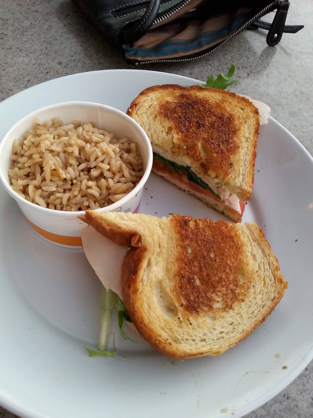 Zoës Kitchen | restaurant | 2935 Cobb Pkwy, Atlanta, GA 30339, USA | 7709523643 OR +1 770-952-3643